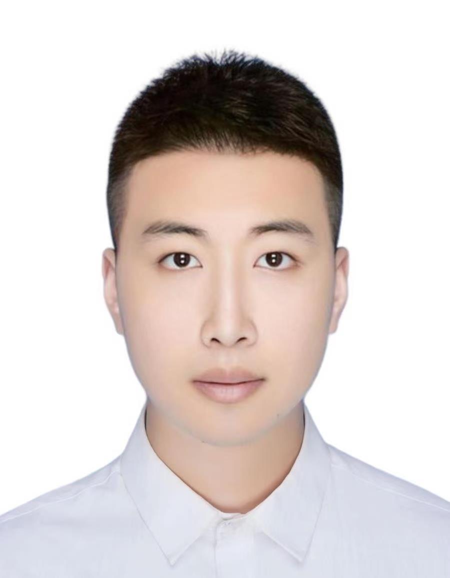 Chunyuan L.