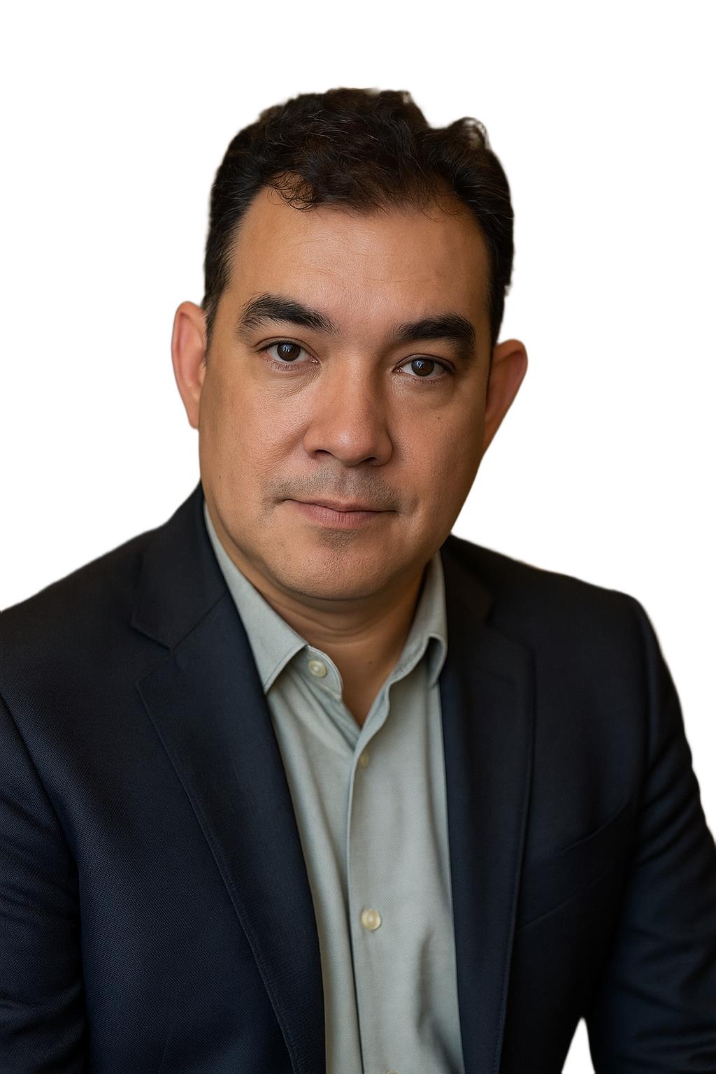 Ever D. BUSTAMANTE PEÑA