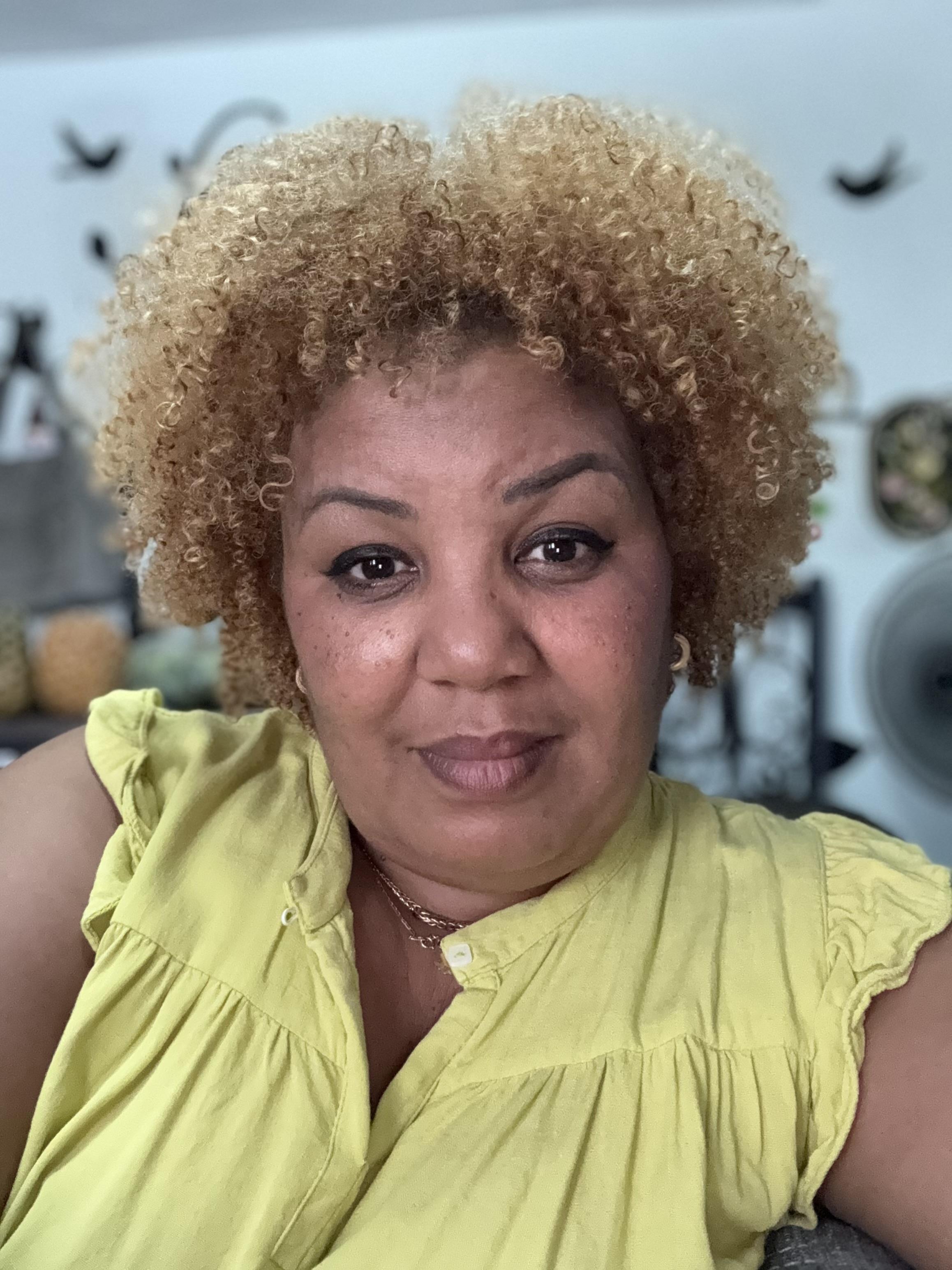 Isabel GONZALEZ GRAHAM