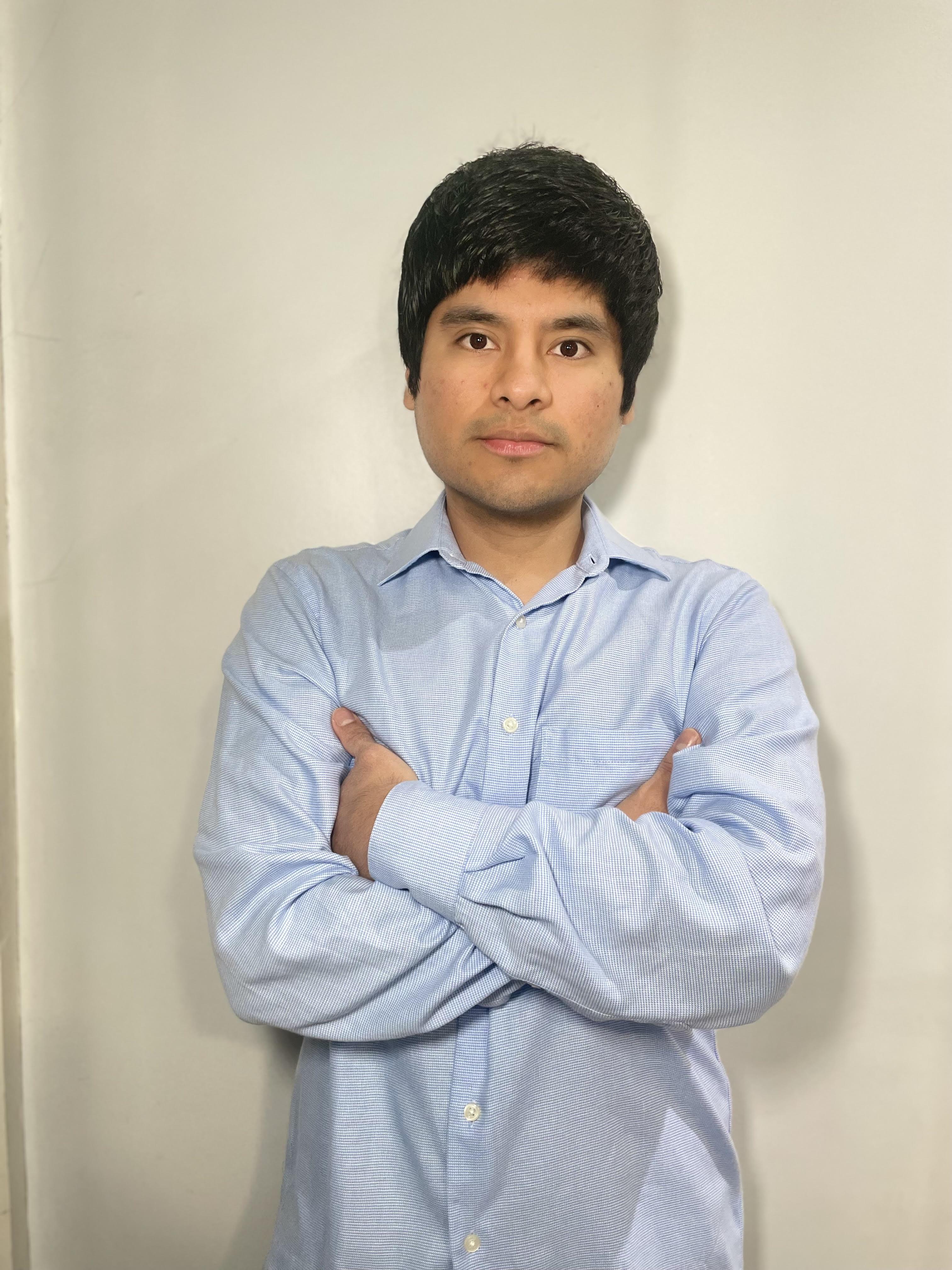 César G.