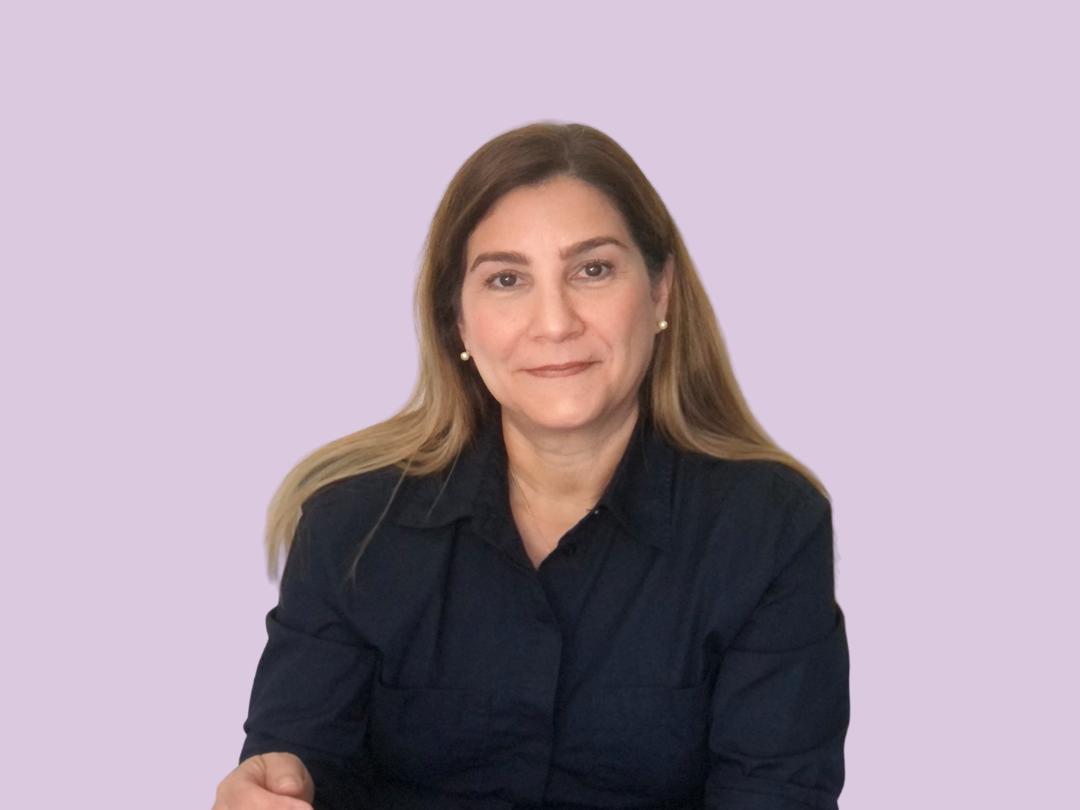 Melanie De Barros