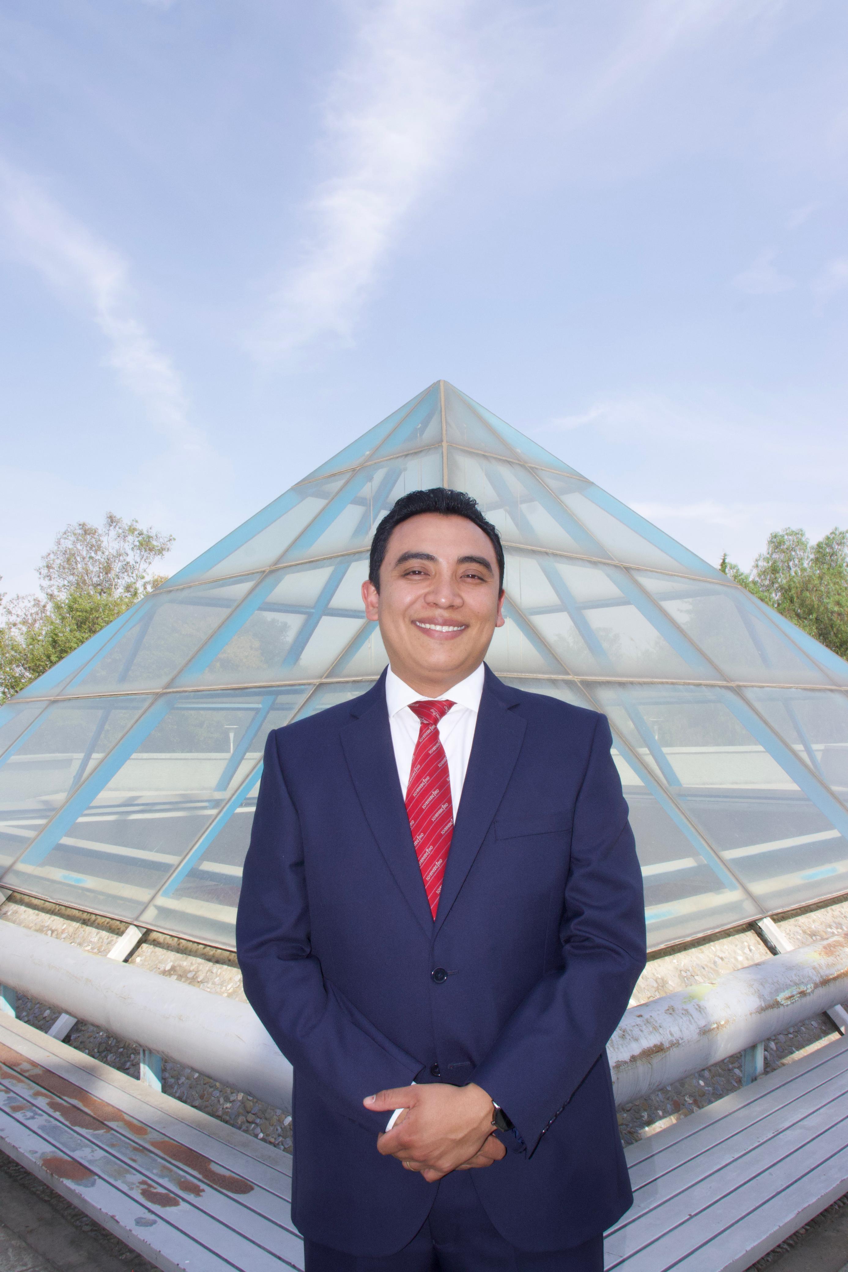 Christian E. Pérez Arvizu