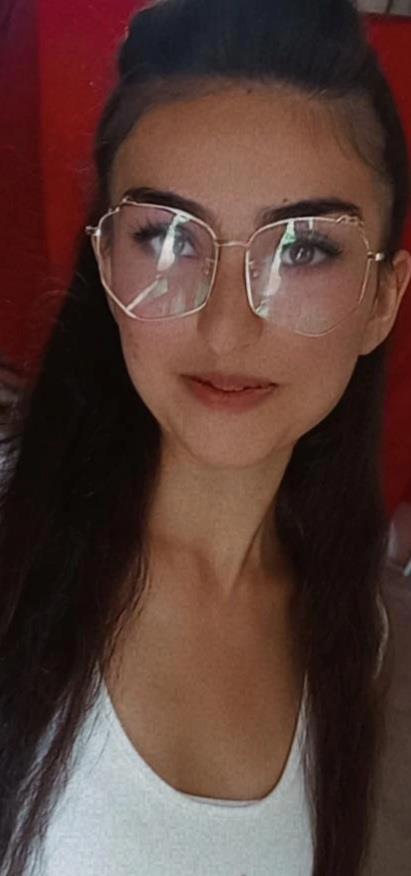 عفراء درويش 