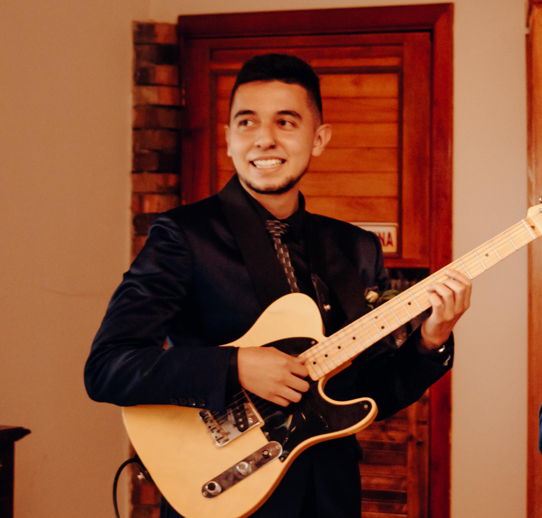 Andrés F.
