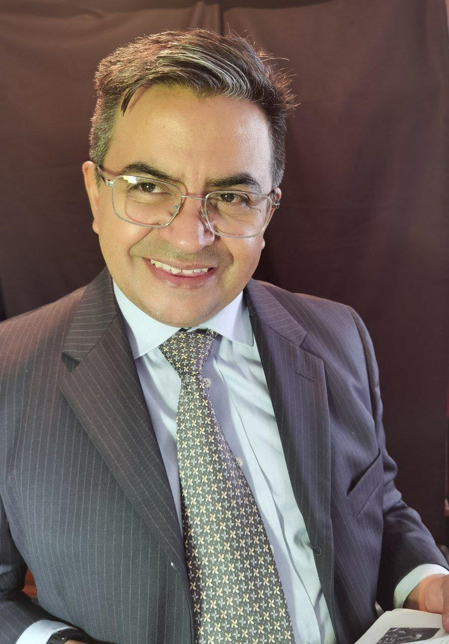 Luis L.  Valdez Granados