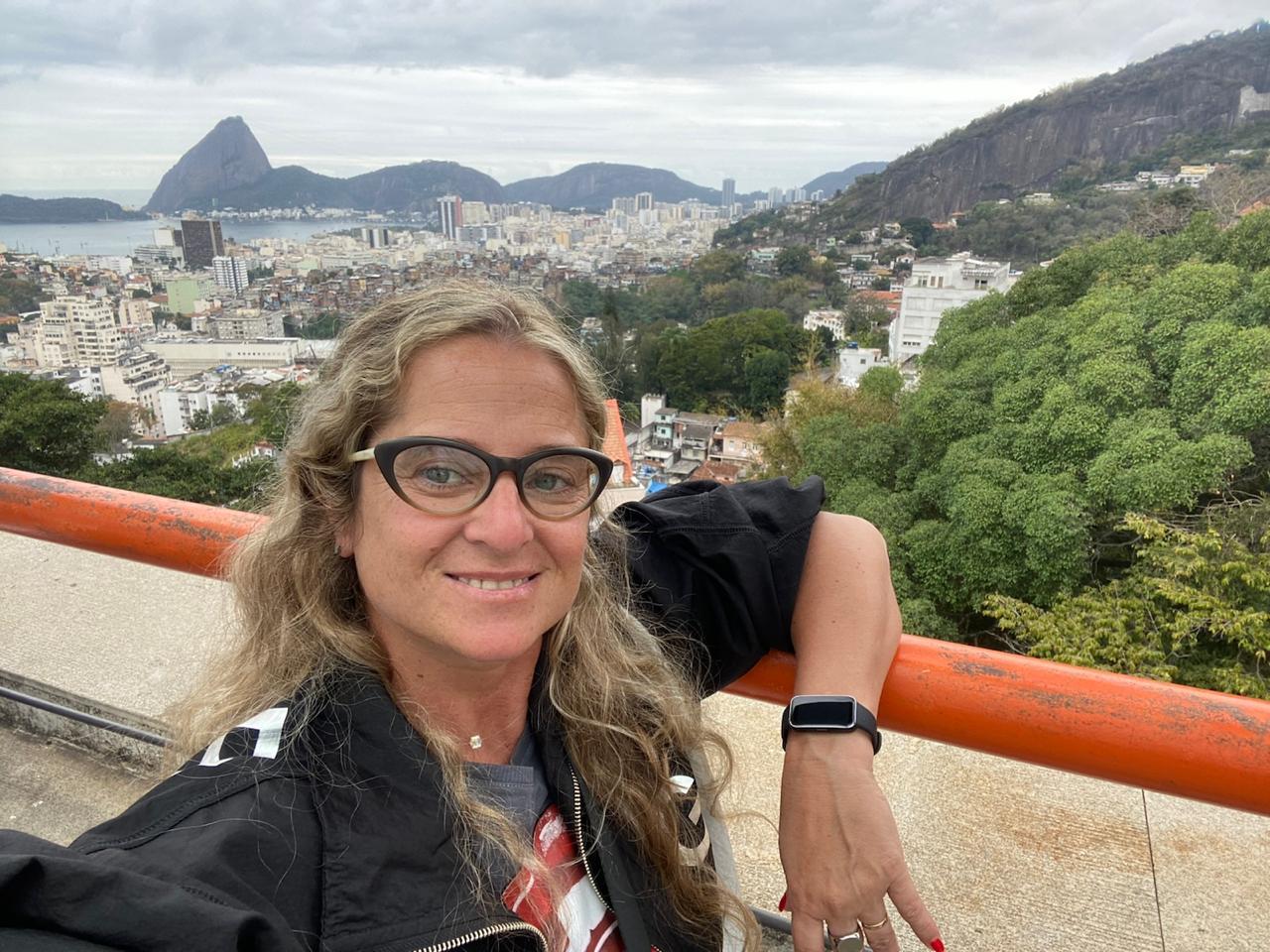 Miss B. Suárez Franzó