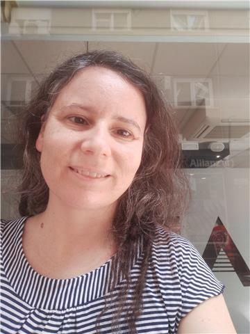 María
