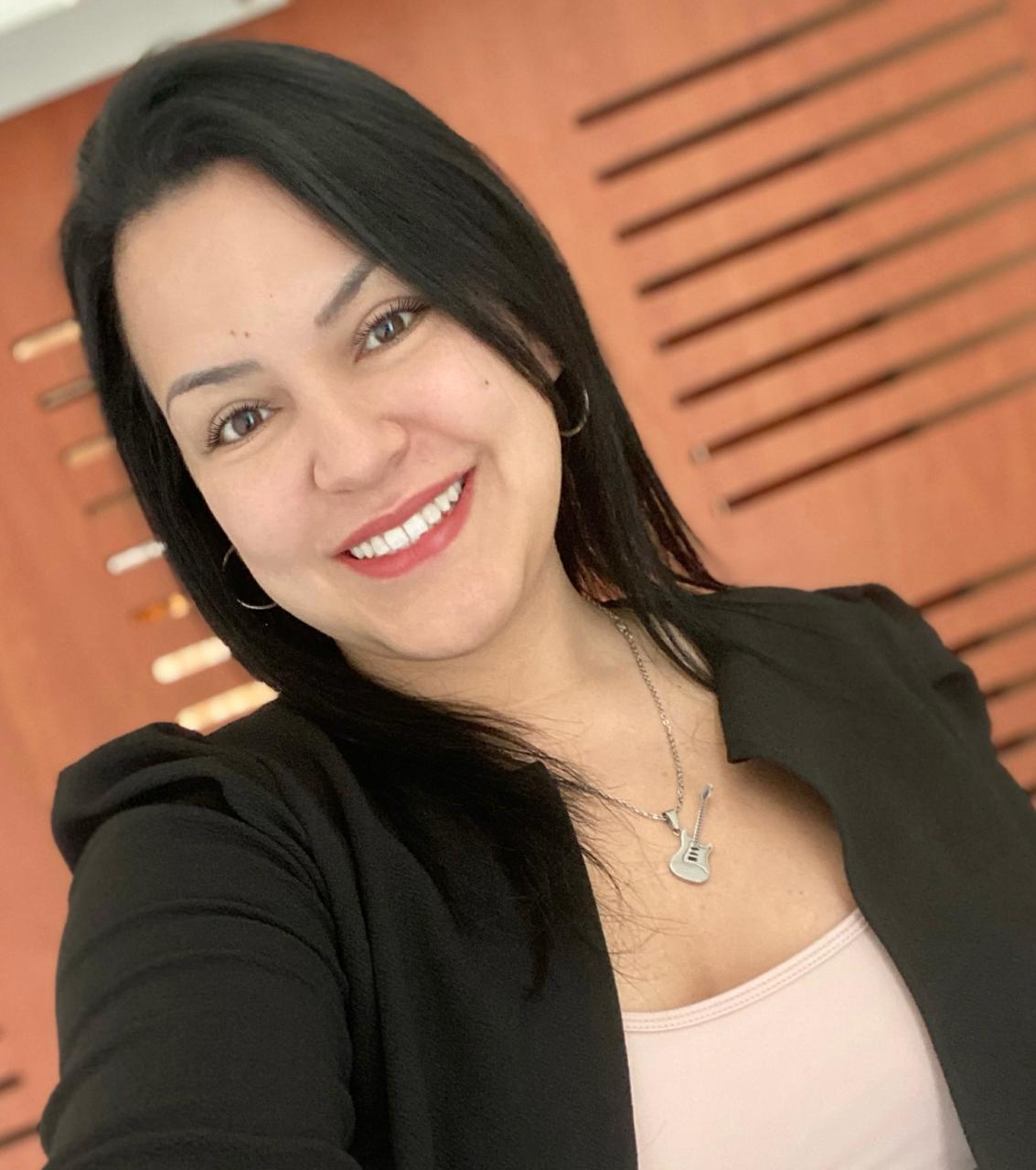 Indra L. Perez Arias