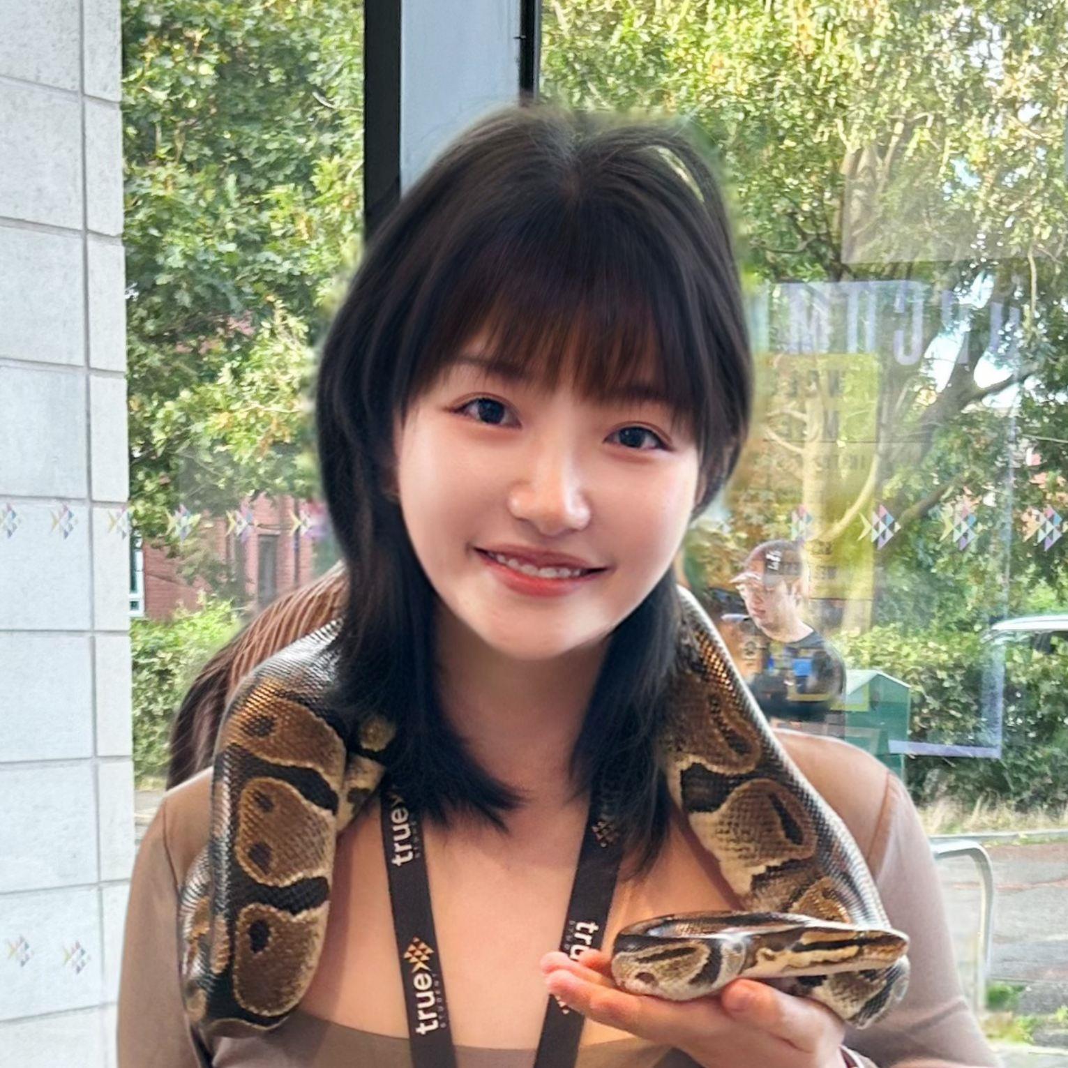 Yutian Y.