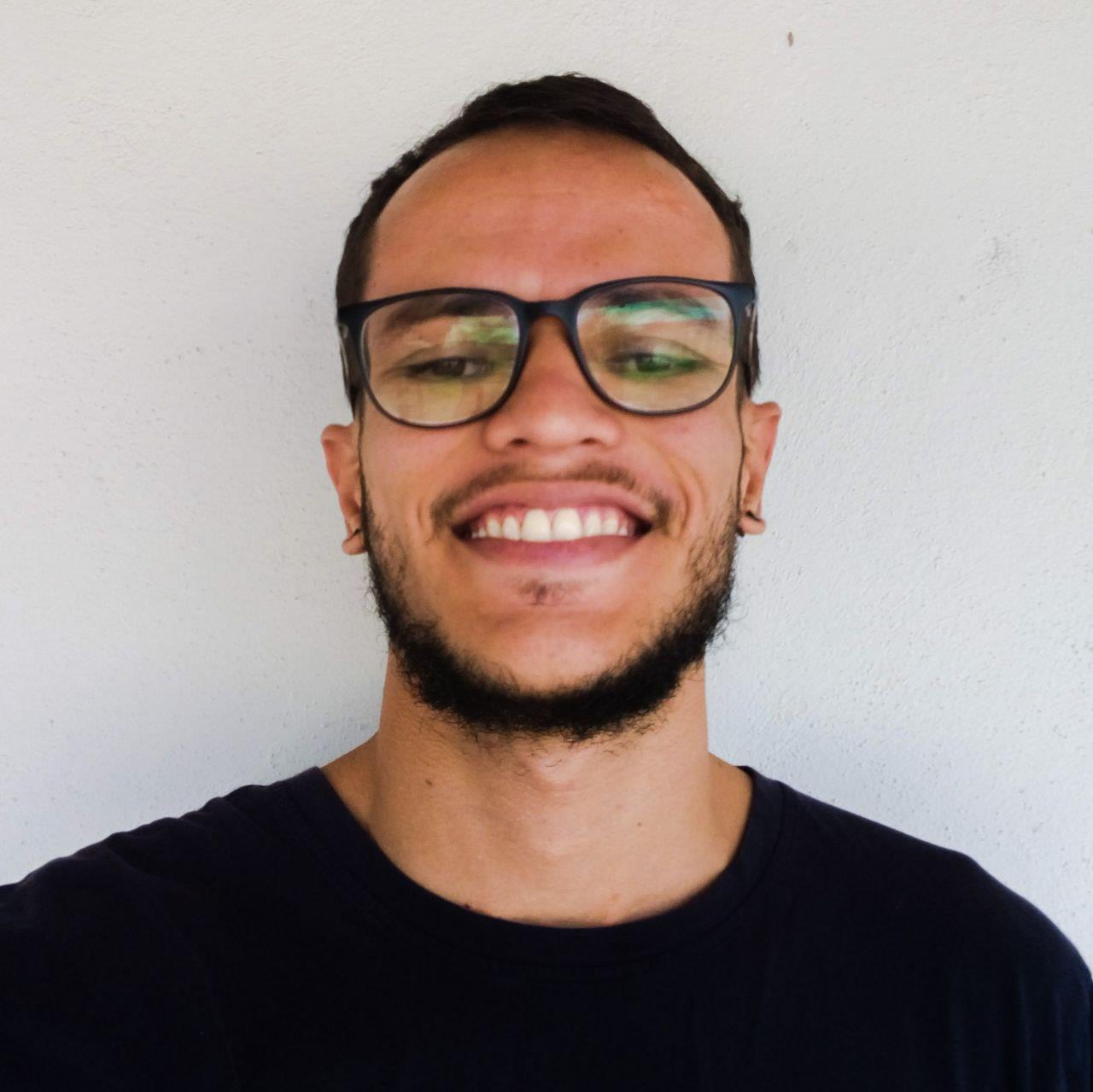 José Á. Delgado Rojas