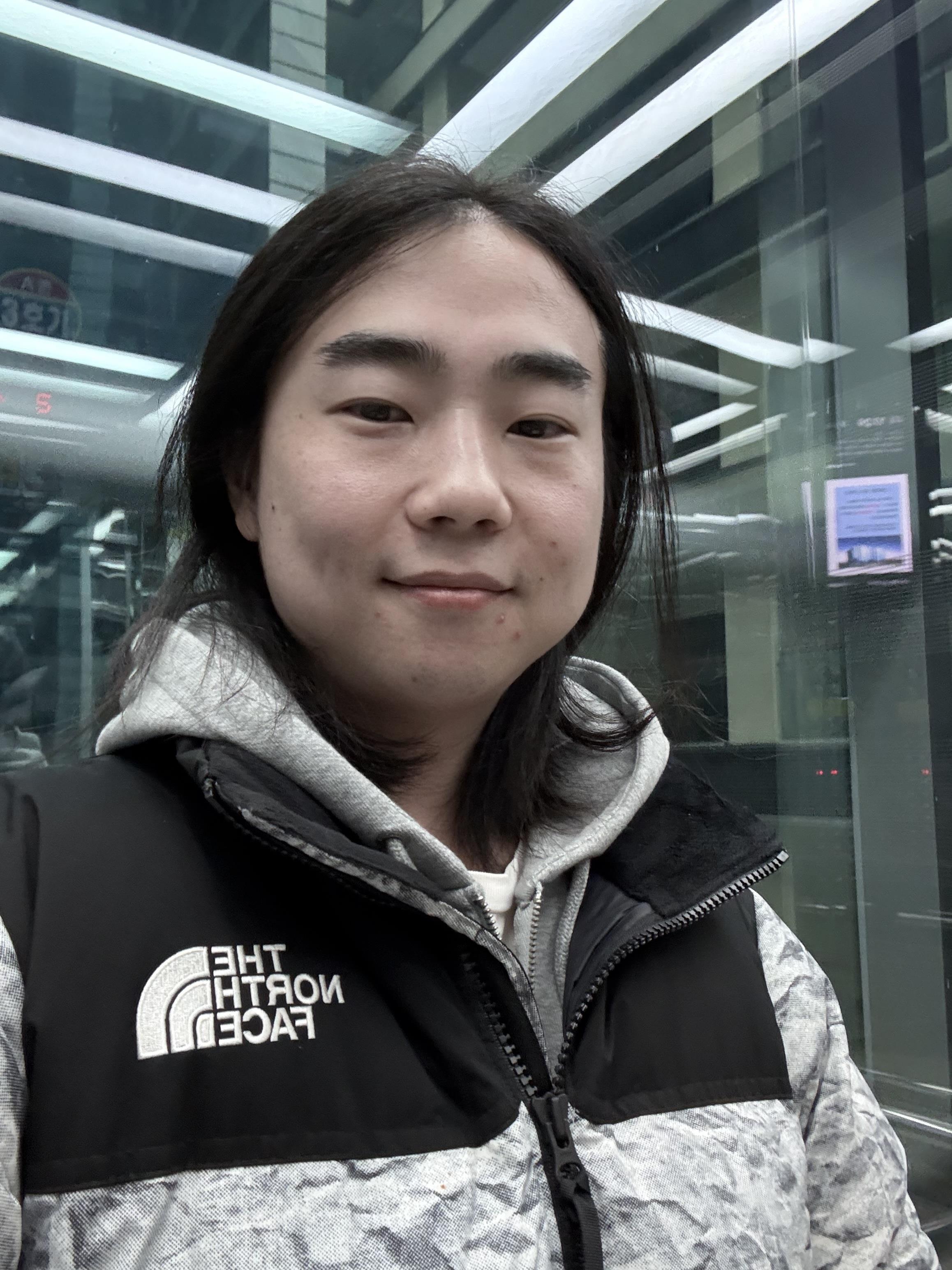 Sungwoong