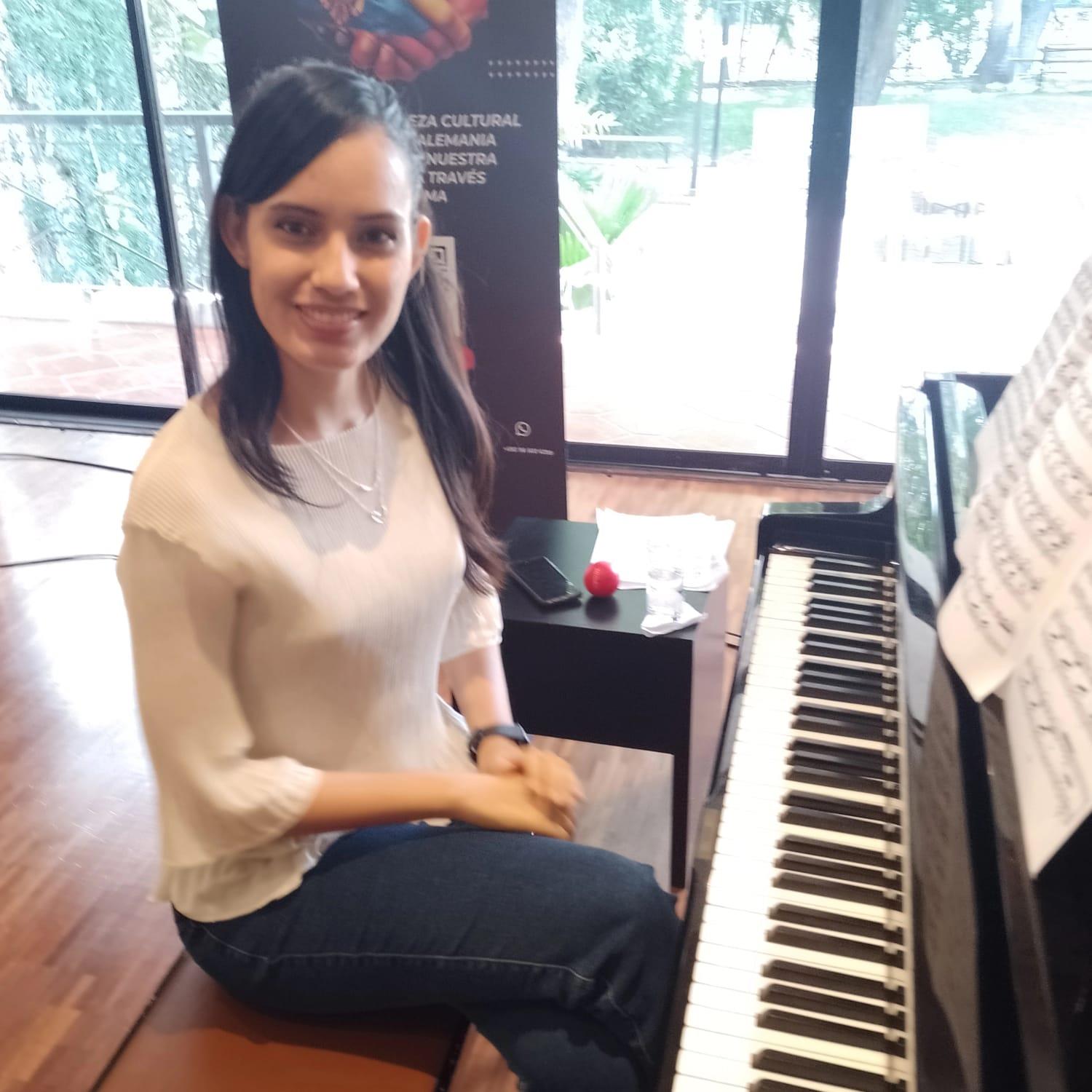 Viviana D. Delgado Espinoza