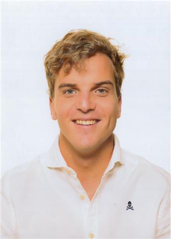 André