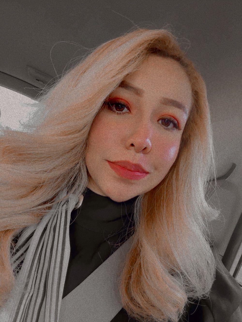 María