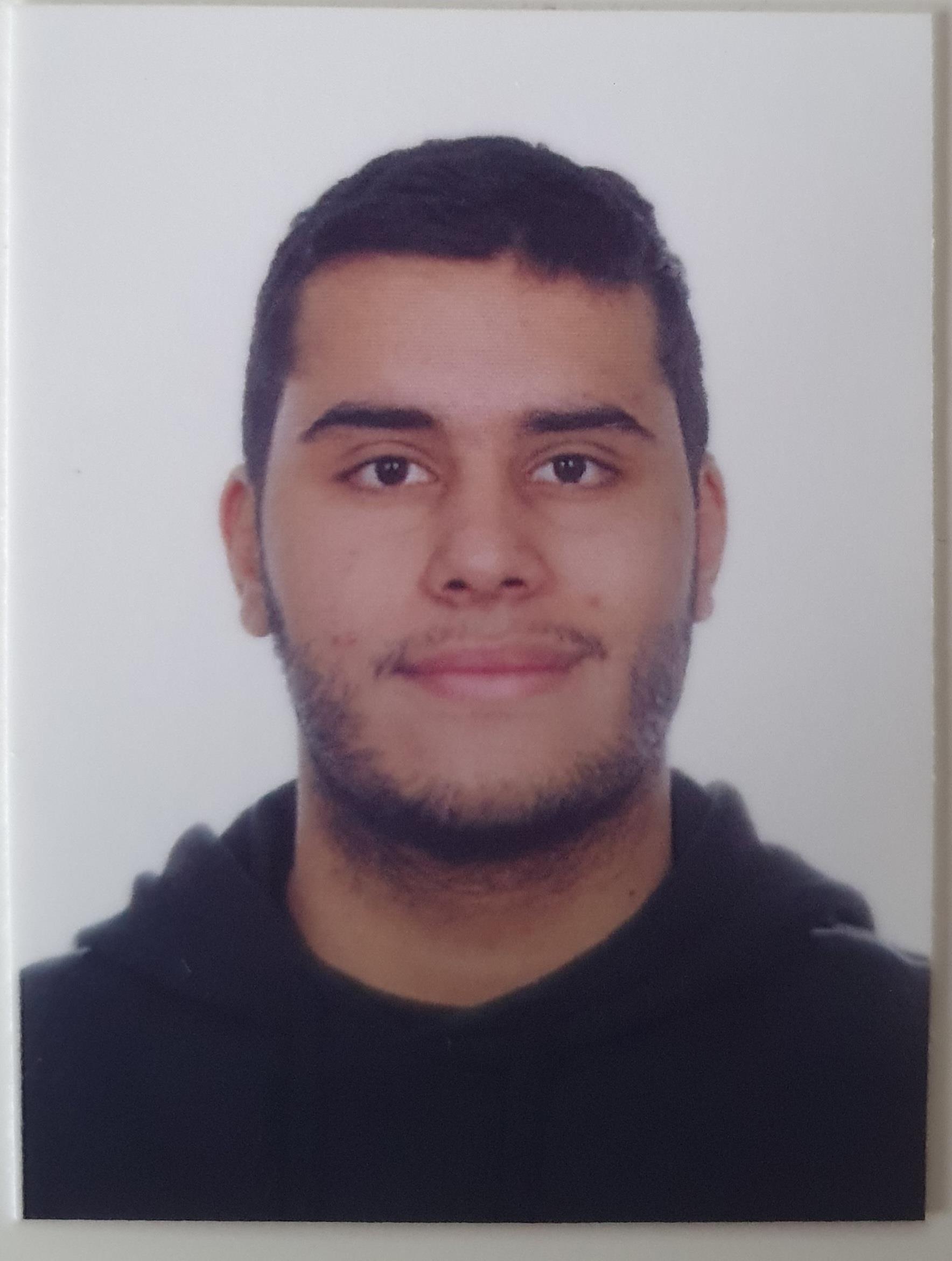 Manau Lalwani Narain