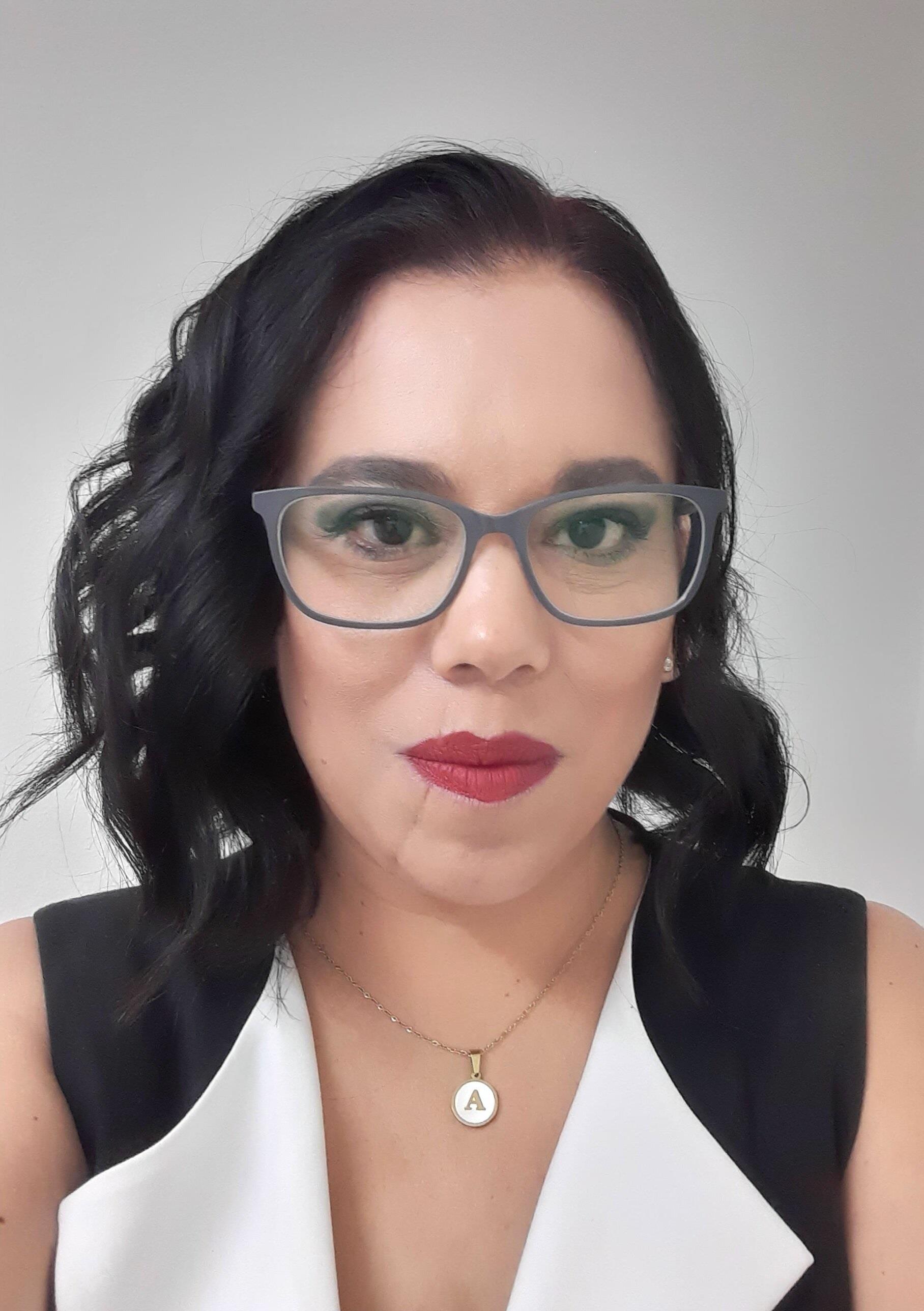 Alejandra  Perezalonso Valdez 