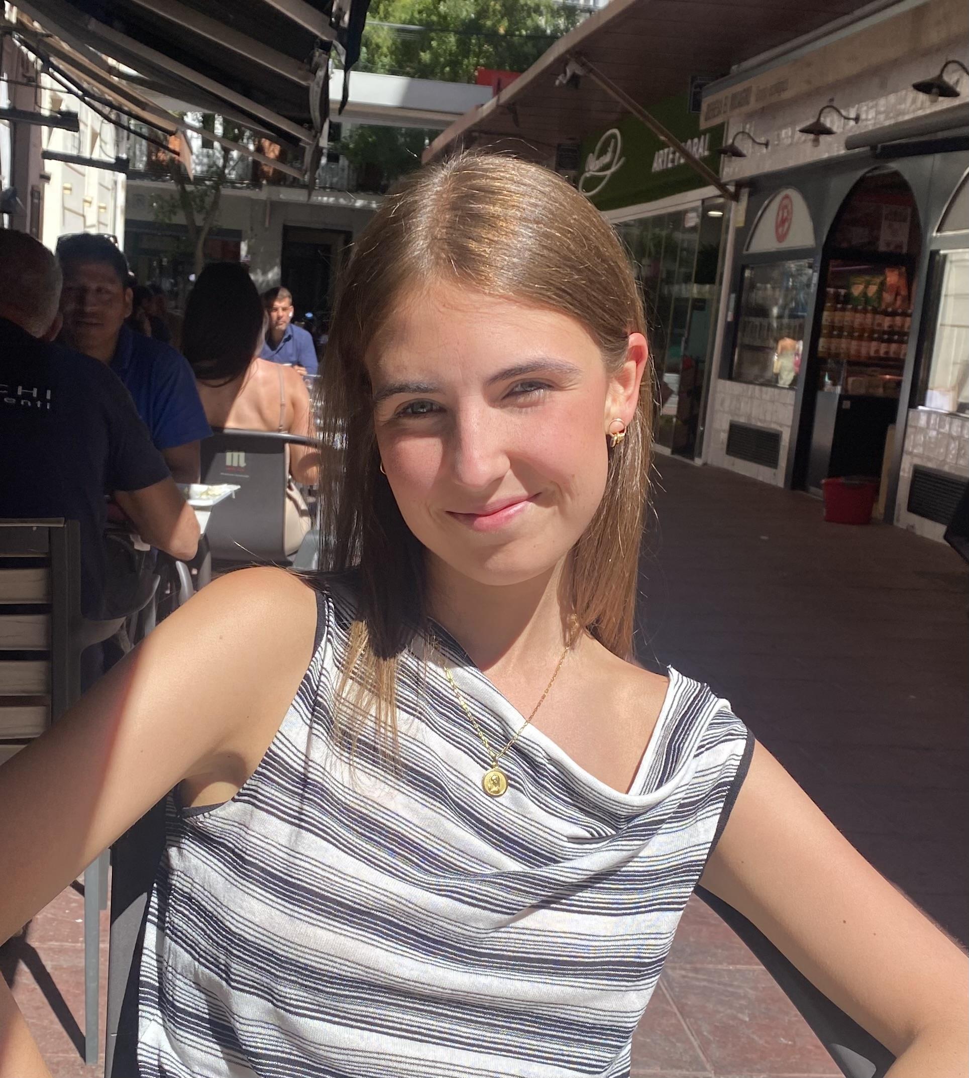 María