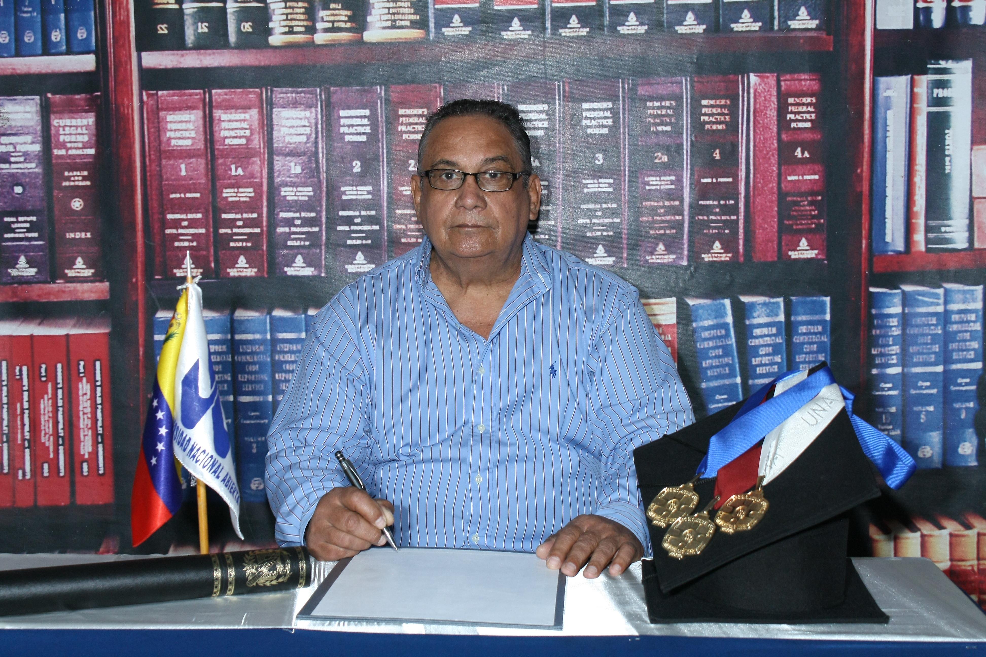 Ángel R. PÈREZ RAMÌREZ