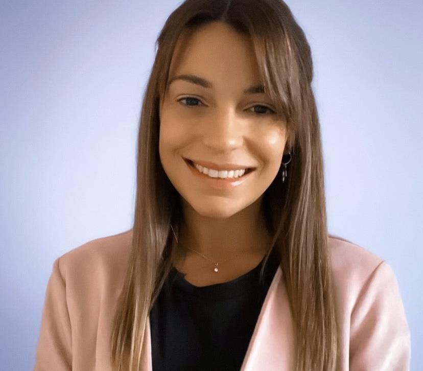 Lucía V.