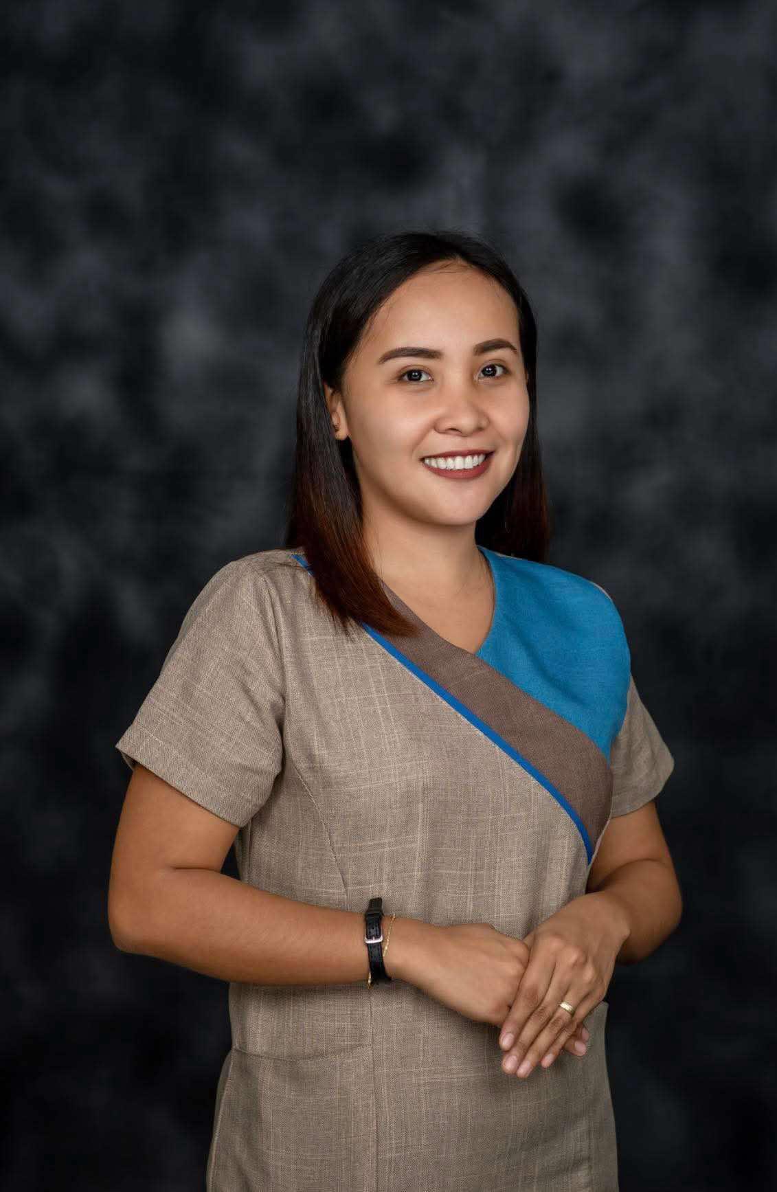 Ylaine J.