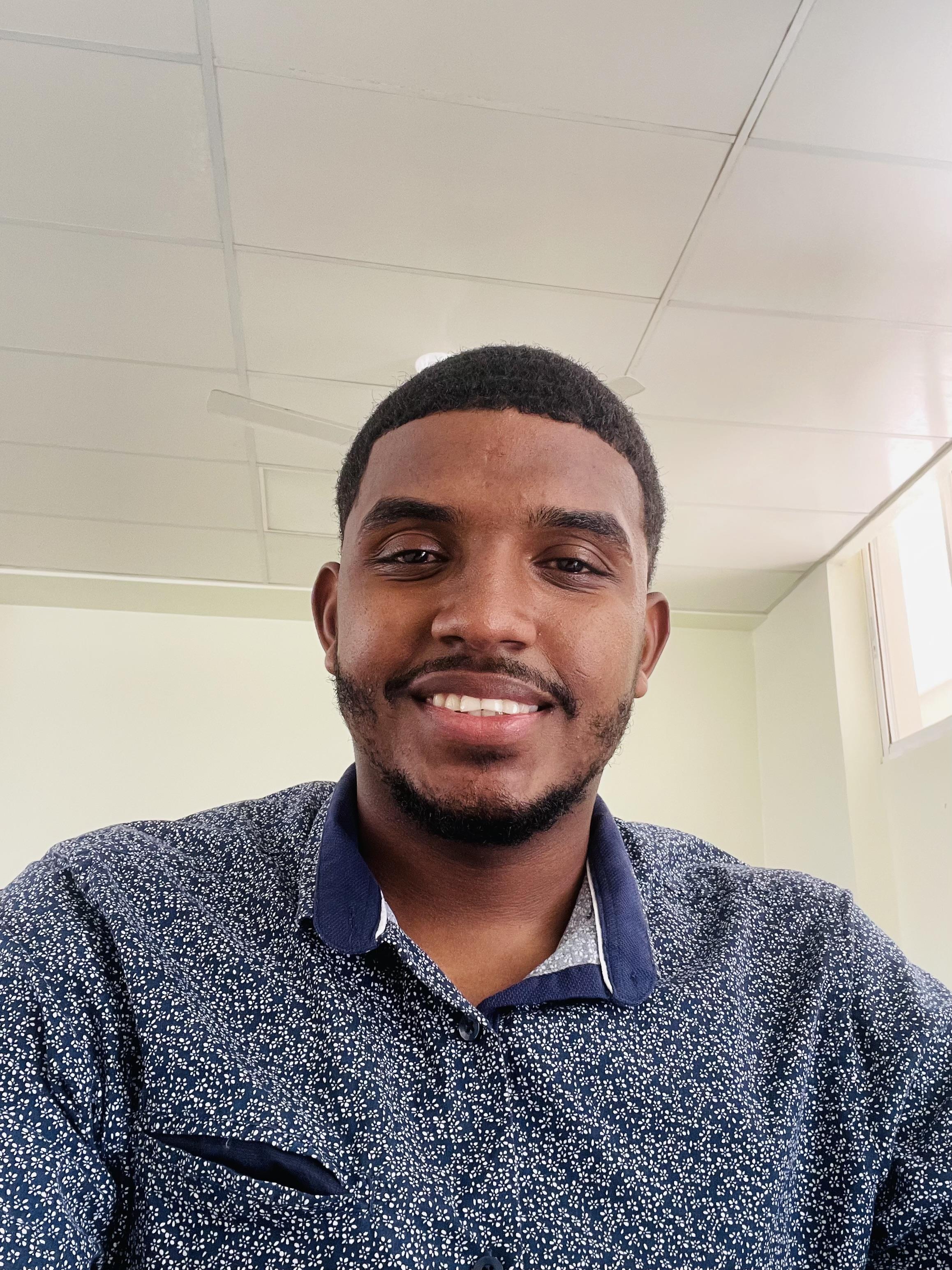 Carlos R. Sena Cabrera