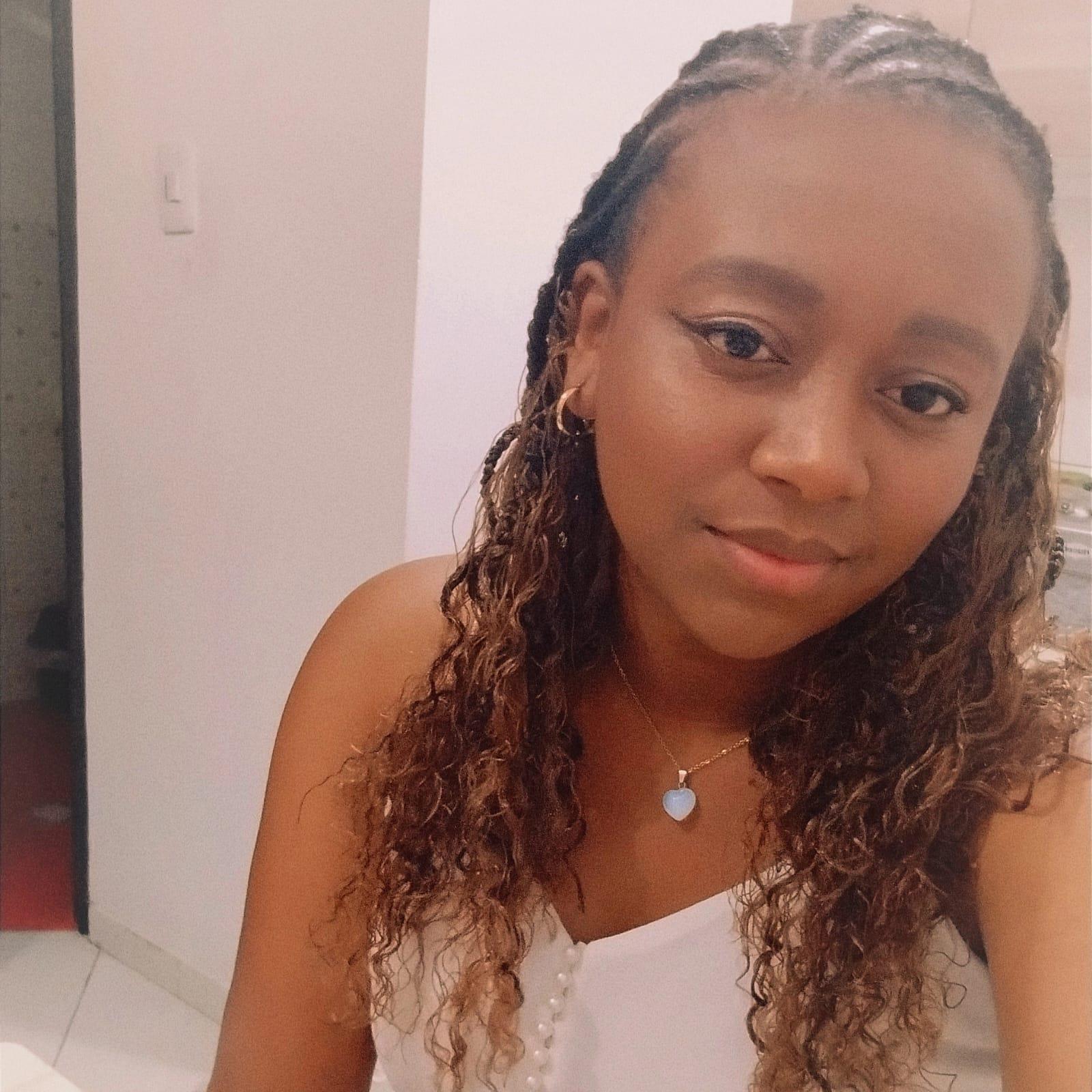 Dayana M.