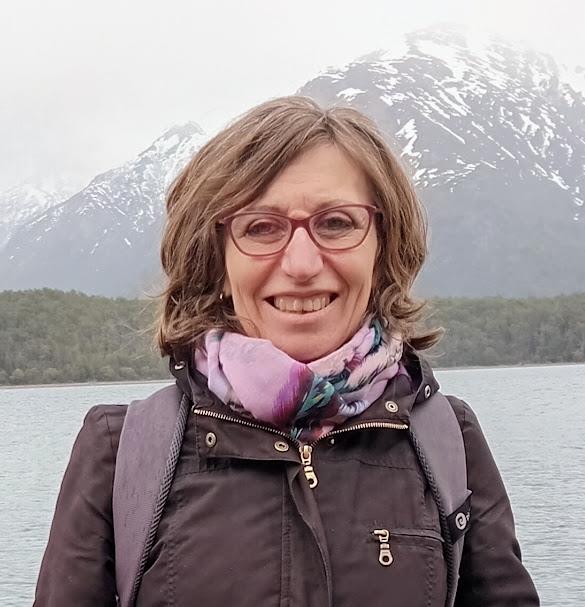 María L.