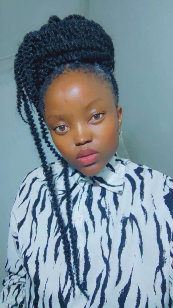 Lorretta HAMUNYARI GASPARE 