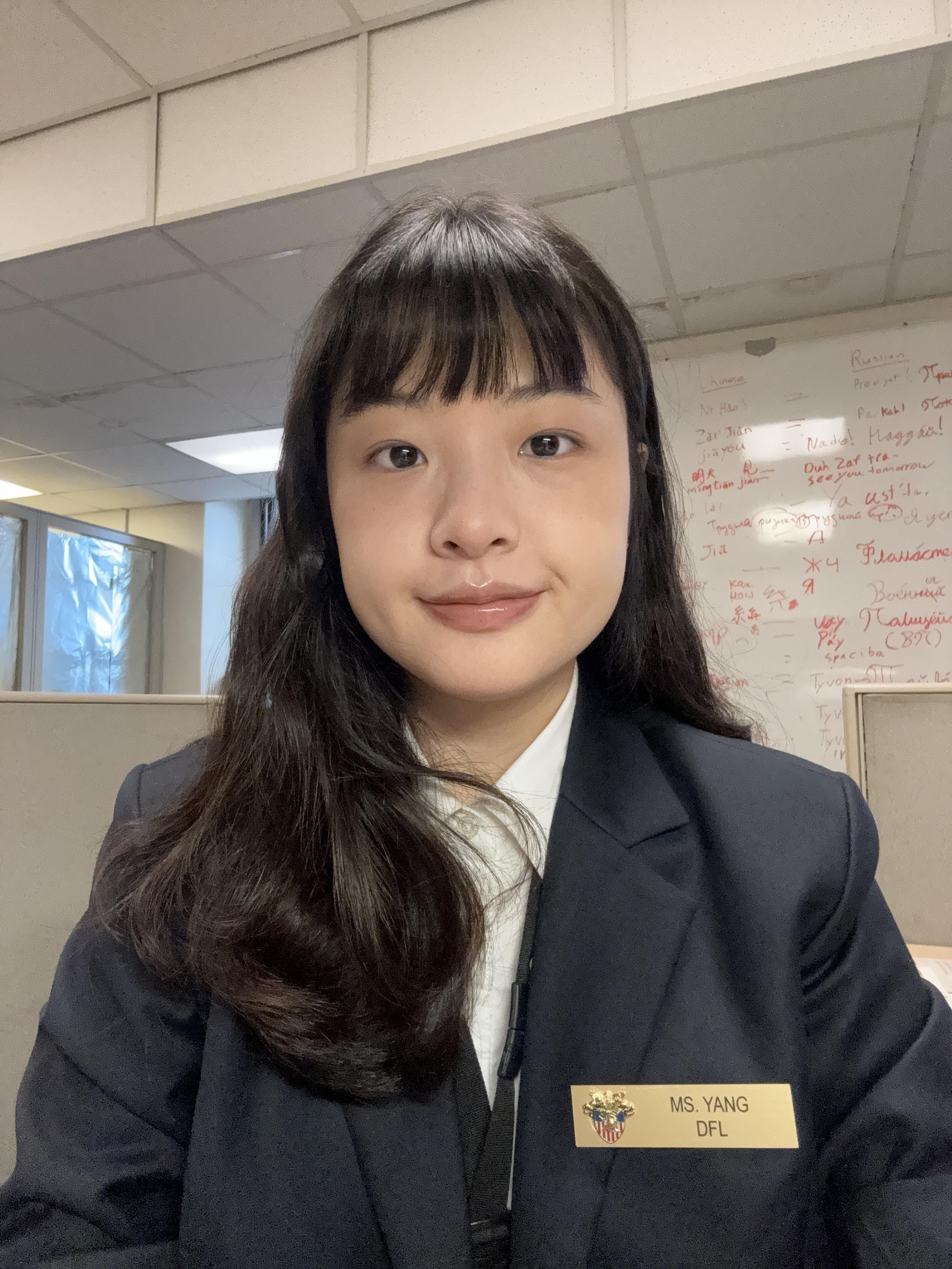 Ya-Yen Evelyn