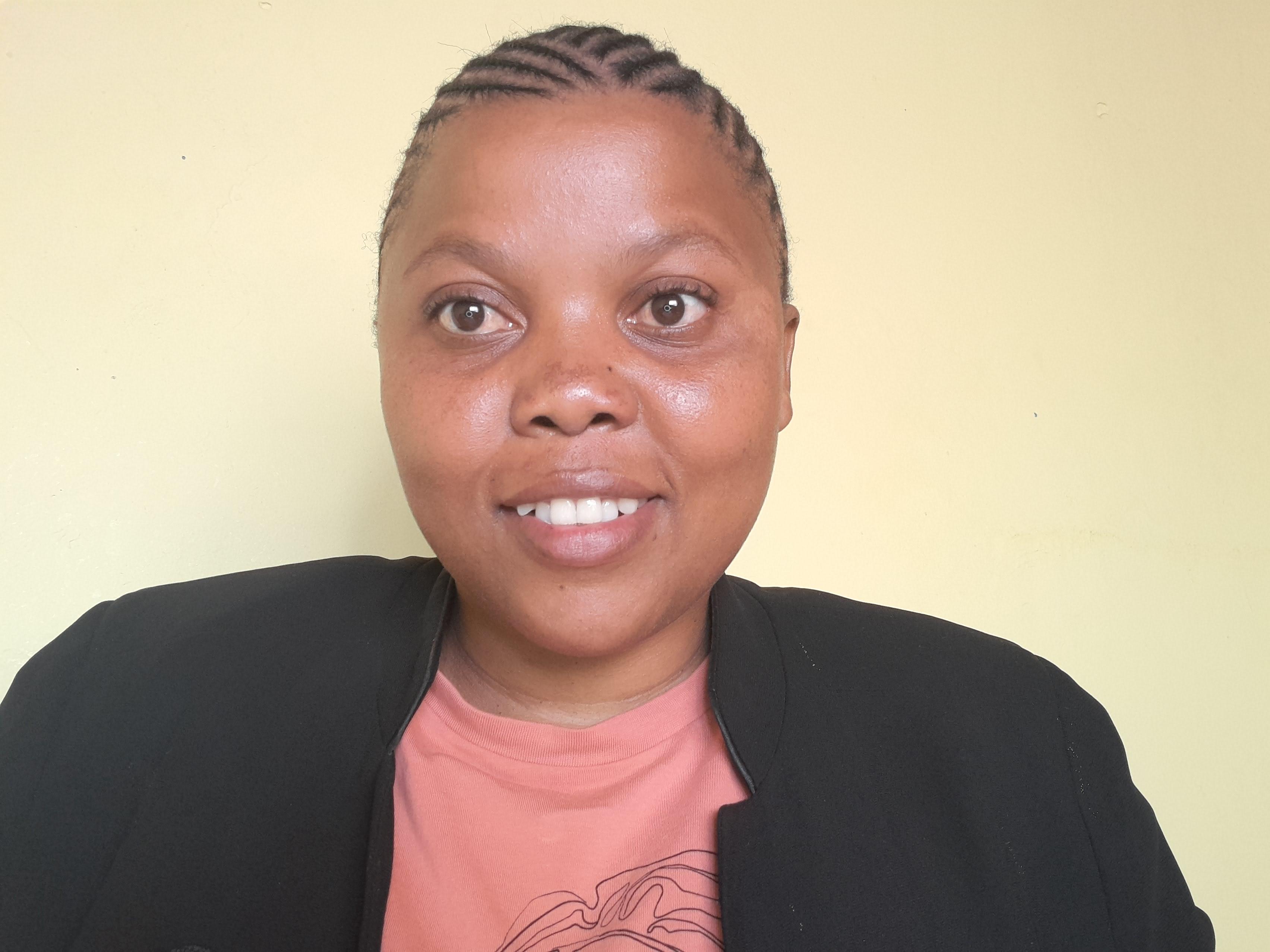 Anna Maputsoe 