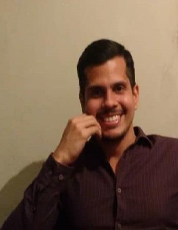 Christian E. Escalona