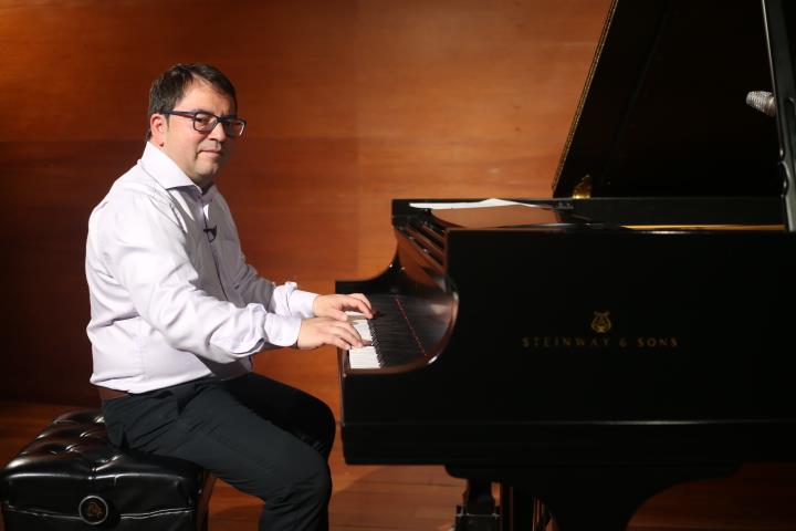 Rubén D. Castaño Támara